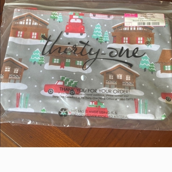 Bundle Stylish Red And Green Patterned Tote Bag - Picture 4 of 4